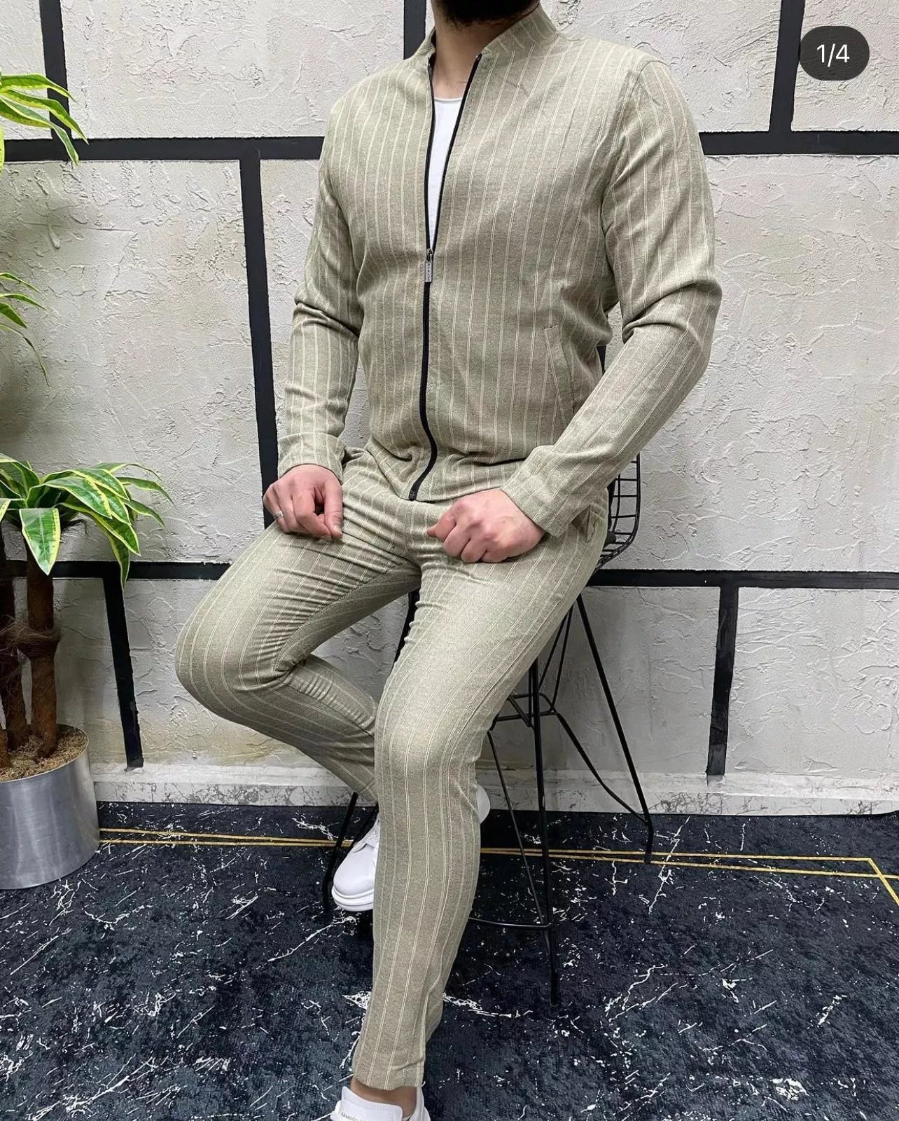 Vyriškas smėlinis laisvalaikio komplektas Basor