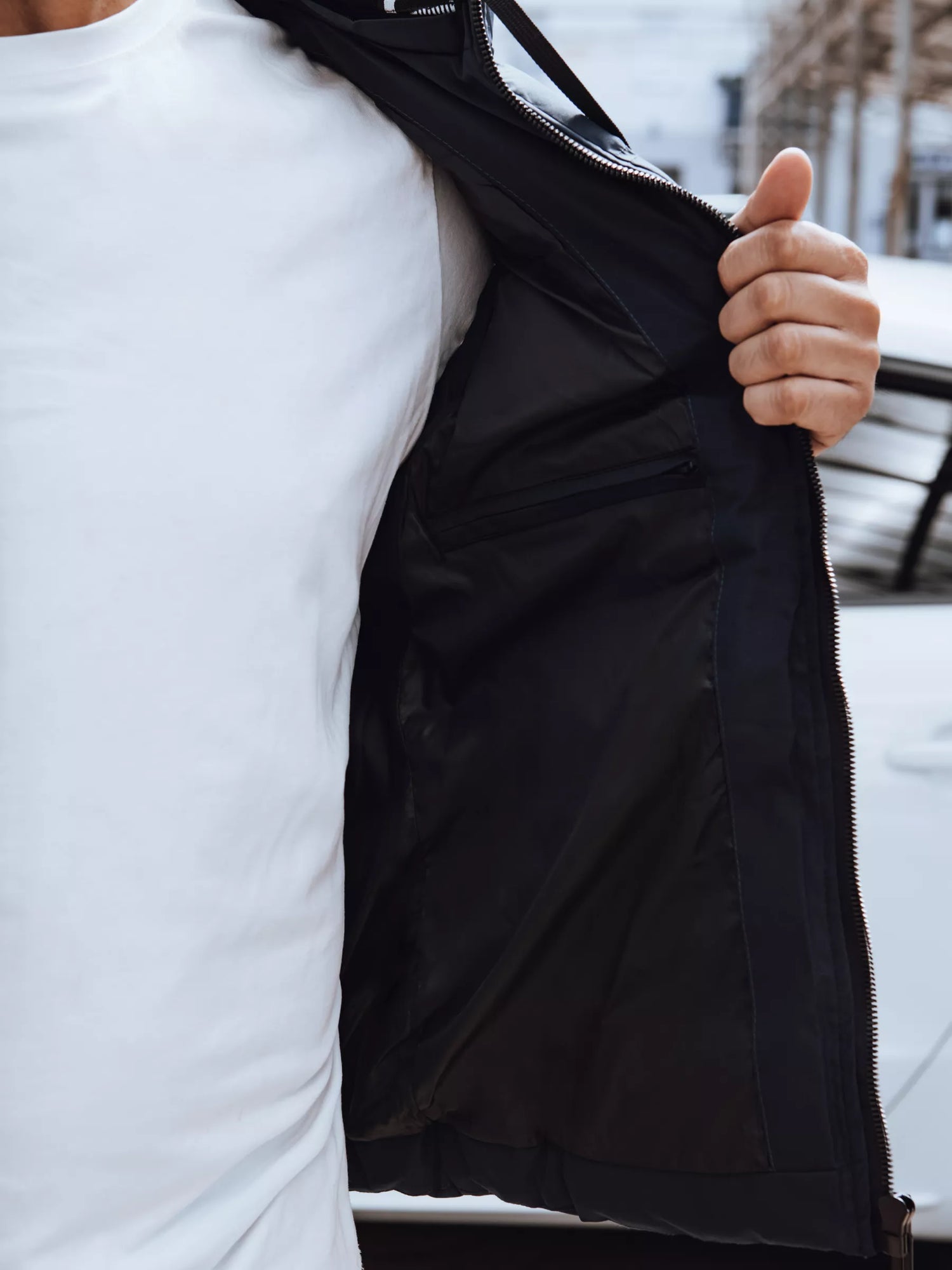 Vyriška dygsniuota tamsiai mėlyna liemenė Eiten