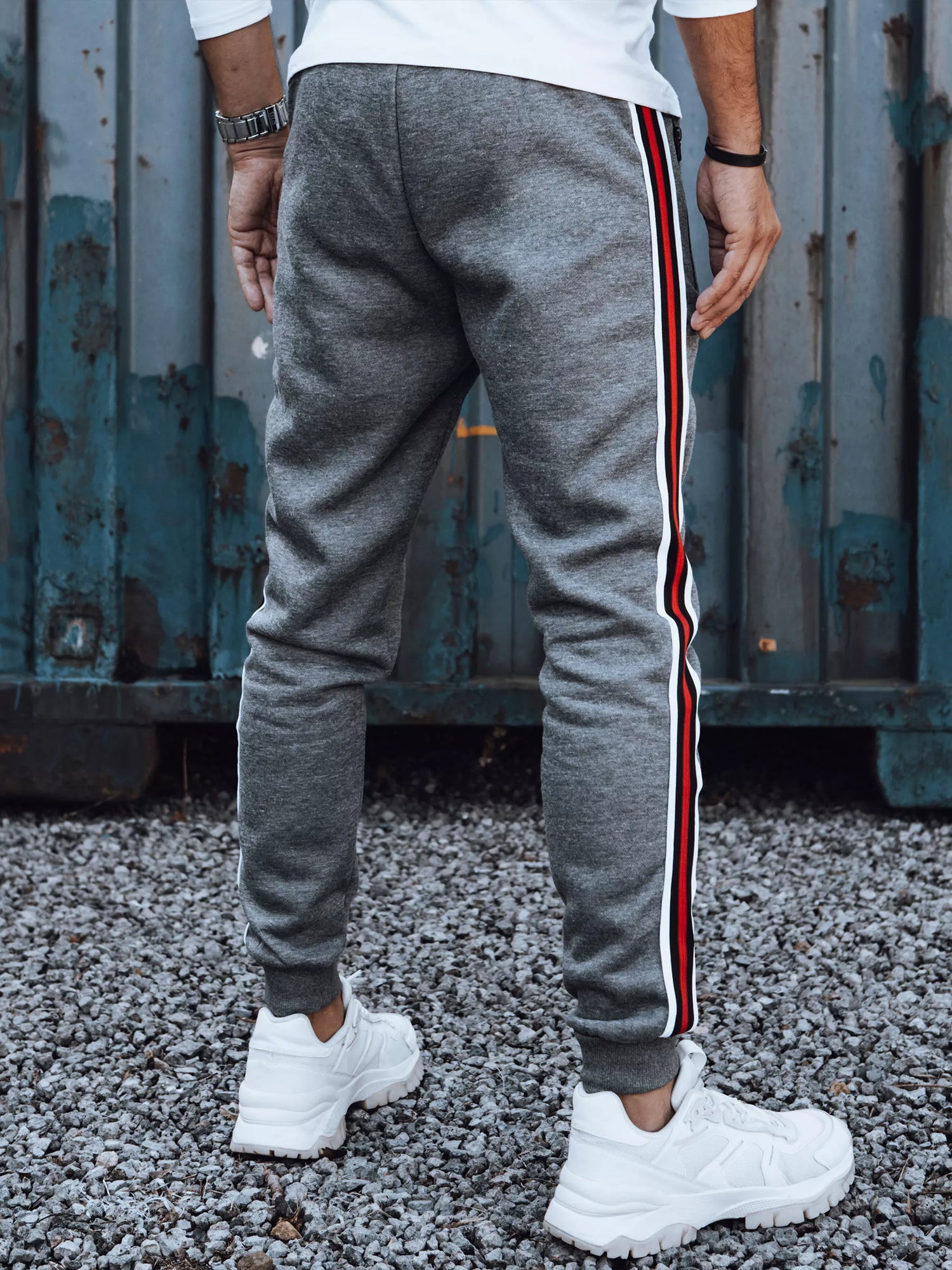 Vyriškos tamsiai pilkos laisvalaikio kelnės Adam