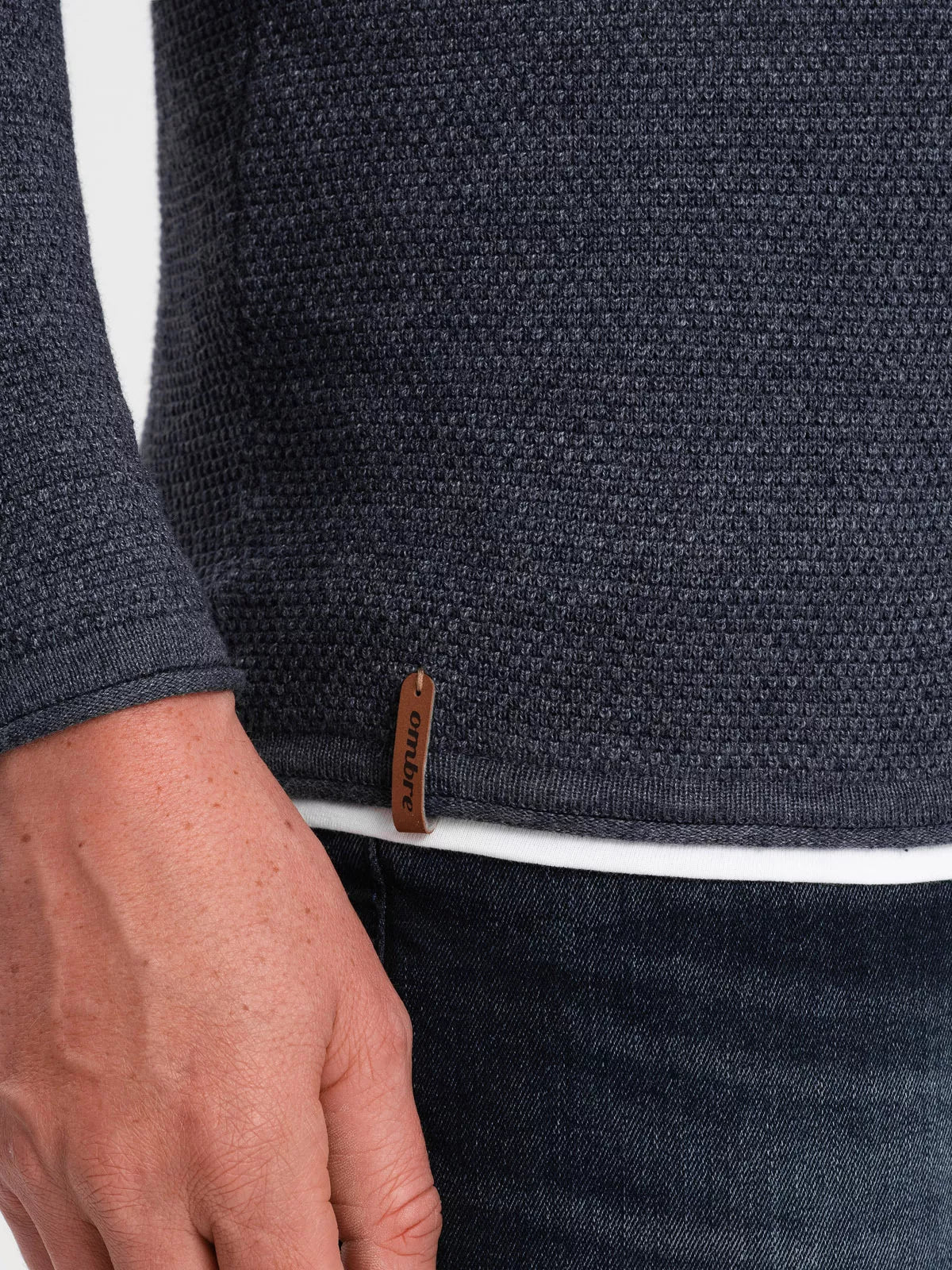 Vyriškas tamsiai mėlynos spalvos megztinis Finn