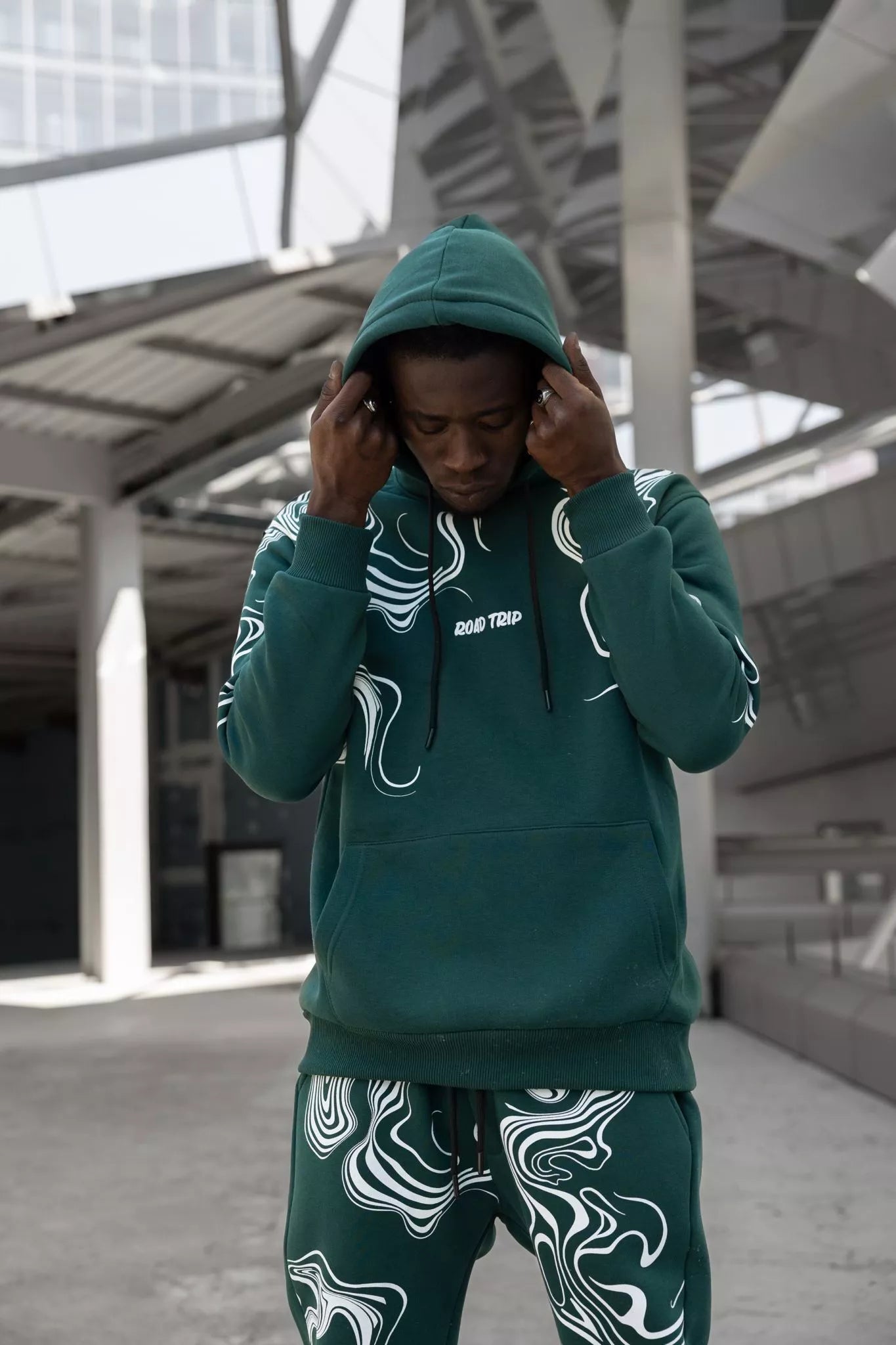 Vyriškas žalias sportinis kostiumas Road Trip