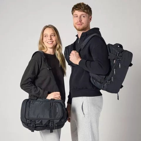 Juodos spalvos kelioninė kuprinė Explore